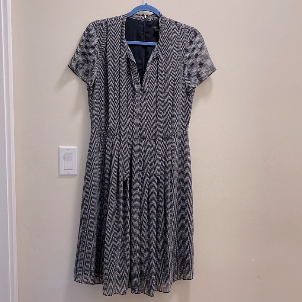 NWOT Ann Taylor Tie Neck Midi Dress (Size 8) - Picture 4 of 8
